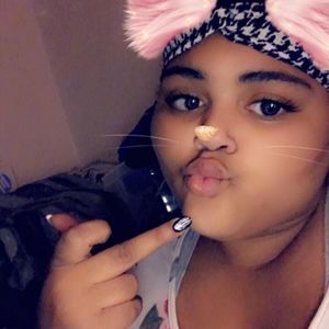 Meet your Posher, Leah